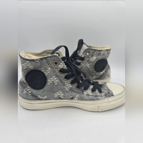 Converse Chuck Taylor Gray High Top Sneakers | Men’s 7 / Women’s 9 - Picture 2 of 8